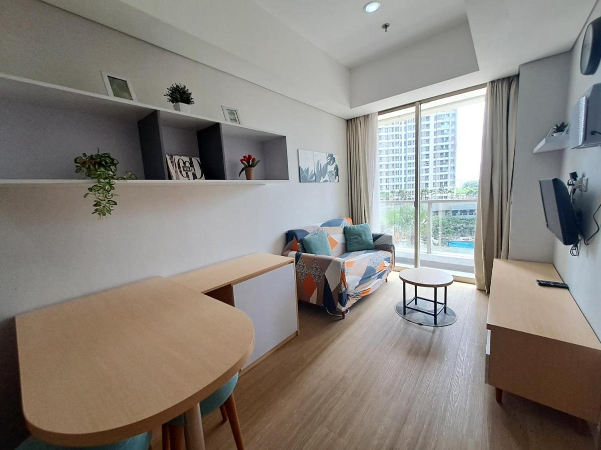 1 Bedroom Near Shopping Malls *
